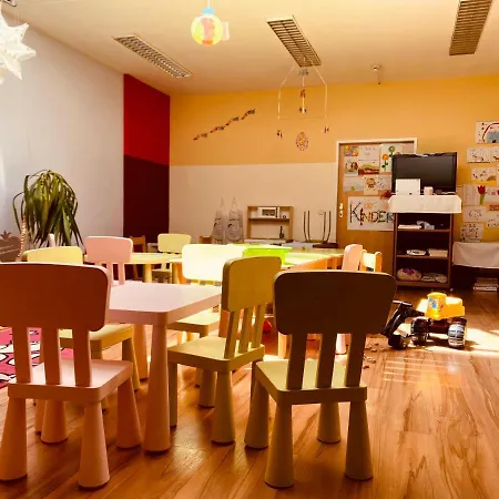 Royer فندق سخلادميخ