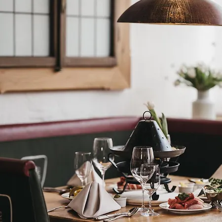 Royer 4* سخلادميخ