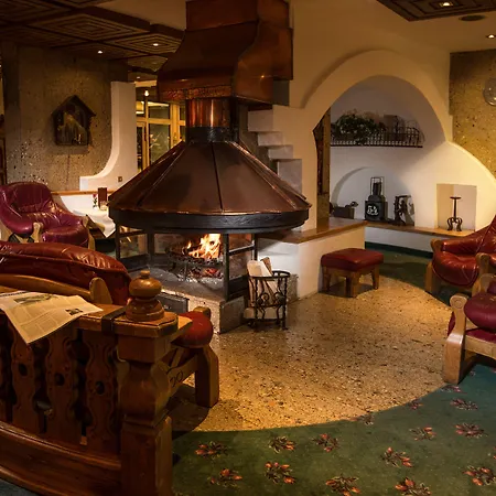 Royer فندق سخلادميخ